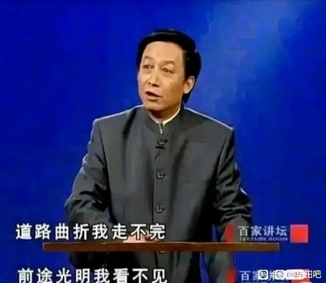 LemonqTree's tweet photo. 他妈的手机为什么这么好玩啊？我都快把每个app轮一遍了  谁家正常人除夕把自己关起来  跑网络上逼逼赖赖的啊 https://t.co/E8efwSSCjk