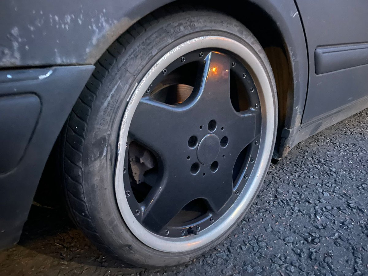 idioticislander's tweet photo. @autoalex Do you really not like those wheels? We are in need of a set after a pothole killed ours 🙄 https://t.co/CiQUTB87i4