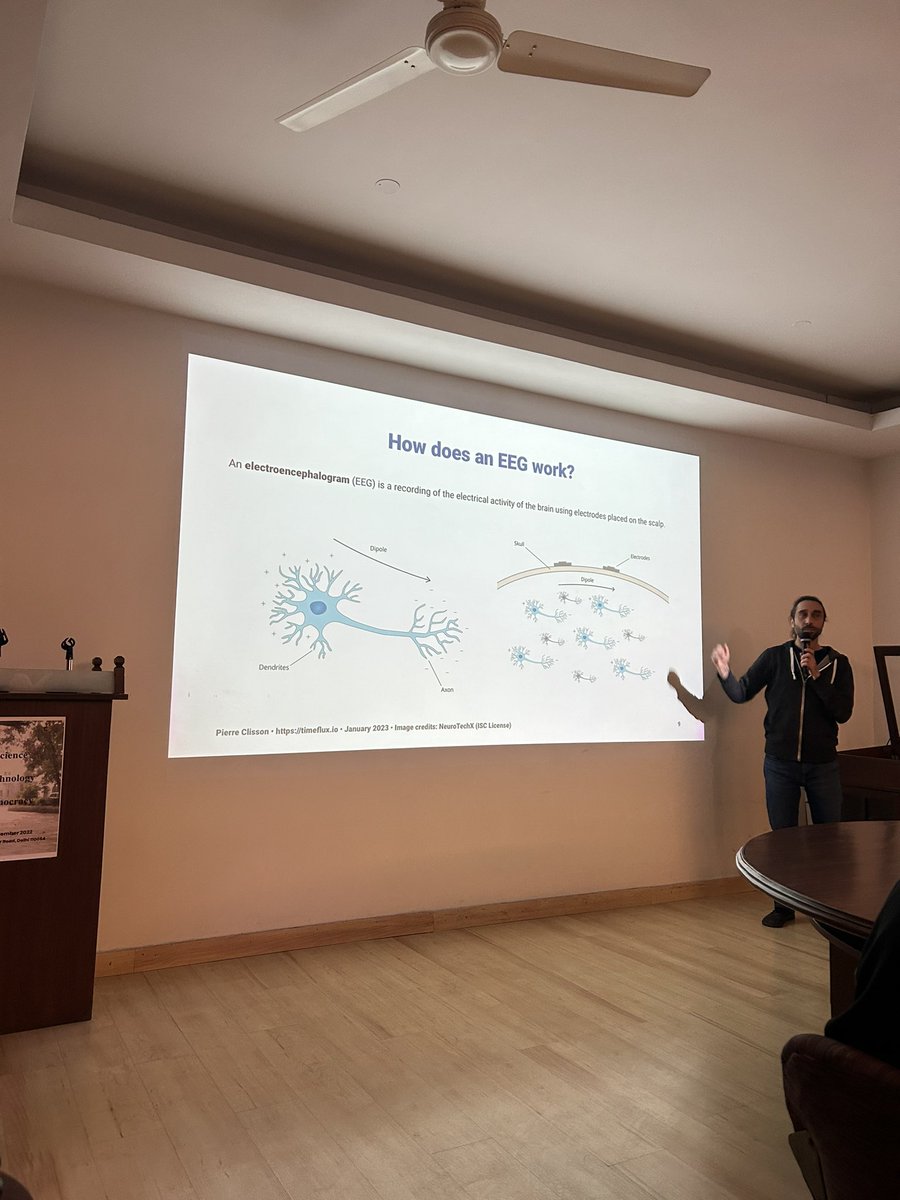 ZorawarPurohit's tweet image. Fabulous talk by Pierre on ‘Building Brain Computing Interfaces’ @PyDelhi #pythonprogramming #braincomputing