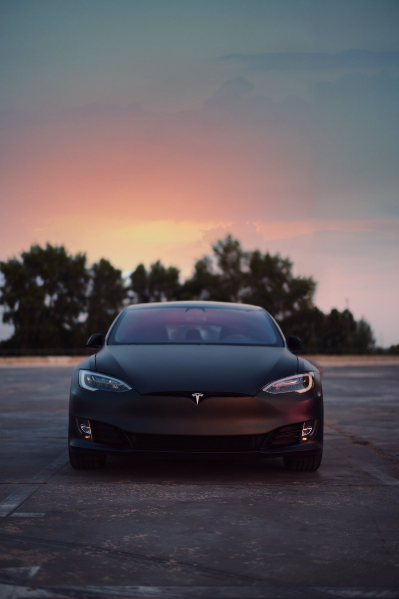 JohnAxelsenCPH's tweet photo. Er der en hjælpepakke på vej til ejerne af en brugt Tesla? #dkpol https://t.co/CEFVGEEiZs