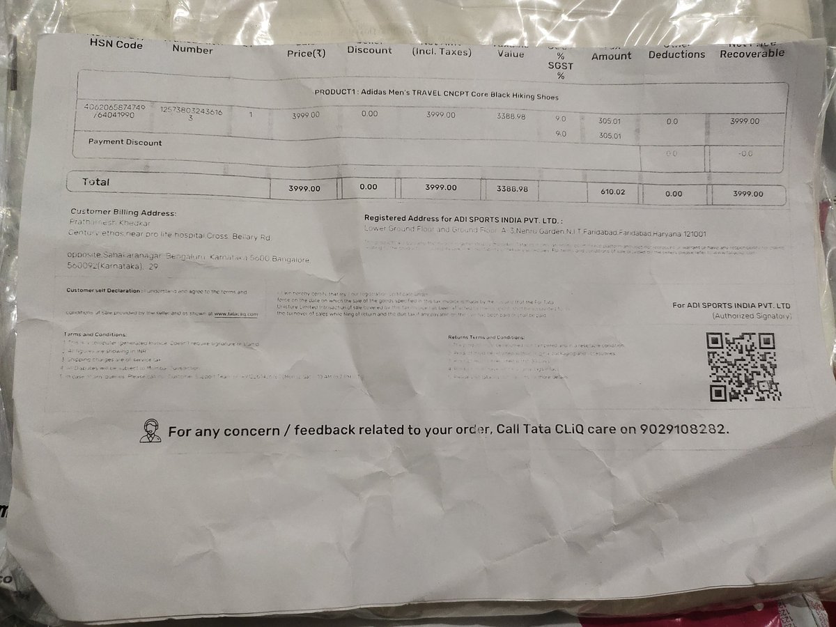 prathamesh_k_07's tweet photo. Dear @TataCLiQ, 

I'm writing to bring your attention to an issue with order IDs -1, 1243493062, and 124304815.I received both the parcels wrong. I ordered adidas shoes and recived slippers in the first one and in the second one a shirt @TataCLiQCare is this your service nothappy https://t.co/GZTmeYKOua