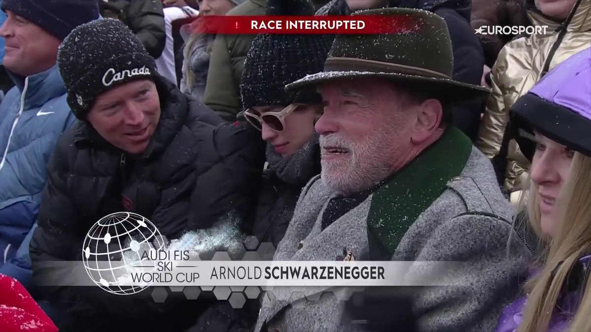 Eurosport_IT's tweet photo. .@Schwarzenegger👀 

#EurosportSCI | #FISAlpine | #Kitzbühel | #Streif https://t.co/lx18hDVJ0L