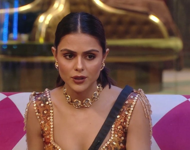 real_khabri_1's tweet photo. Ranking Poll of Week 16

Like &amp; Retweet if you're supporting #PriyankaChaharChoudhary in #BiggBoss16 house.

(Only Likes &amp; Retweets will count)
7 Pm to 7 Pm (24 hours) 

#BB16                           
#SalmanKhan https://t.co/Fe2xI8CgM7