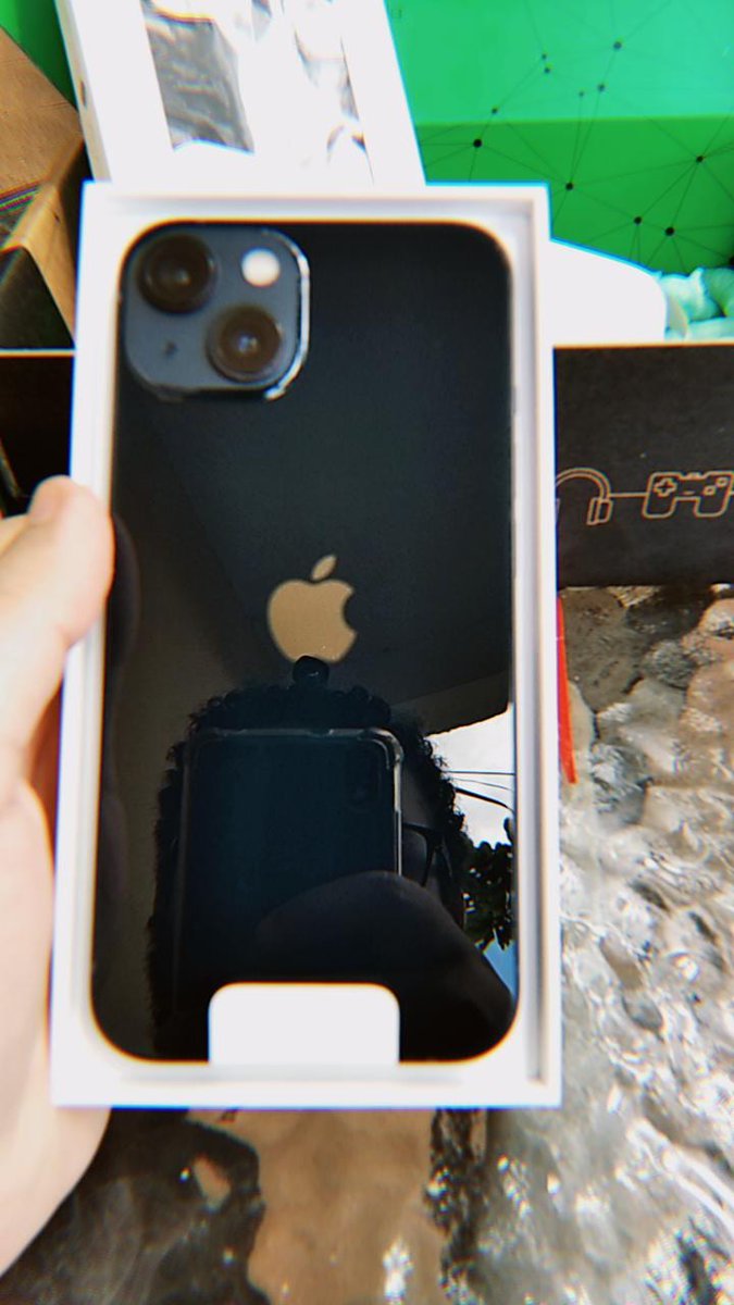 devnic_'s tweet photo. Hey rede!
Resolvi testar o aluguel de iPhone da #allugator.
Peguei a promoção de início de ano que dava um desconto de R$500,00 no aluguel do iPhone 13 de 128GB https://t.co/rDUaQGIguE