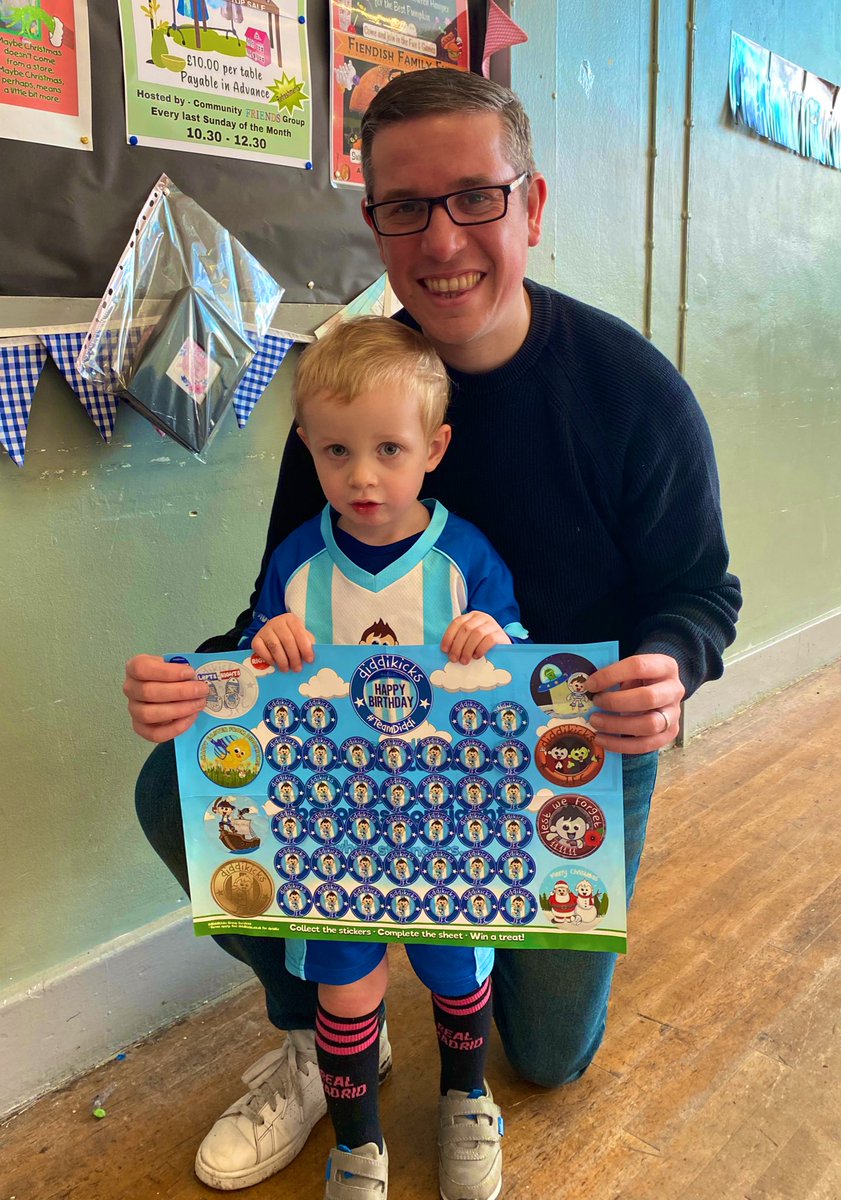 RWaters0809's tweet image. Happy Birthday @CWaters_SAFC - amazing husband and dad! We love you very much ❤️🎂🥰