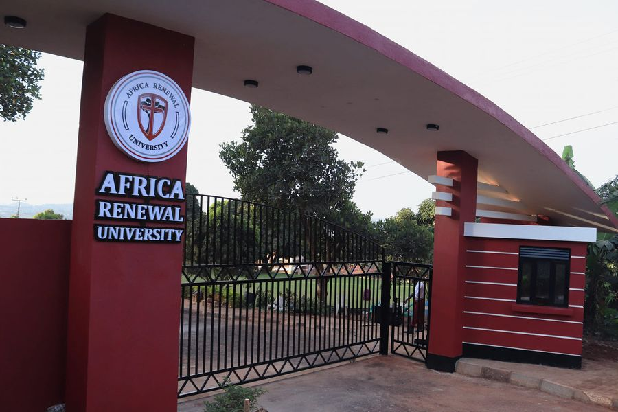 AfRUniversity's tweet photo. #AfRU@16Years:
One person called it a transformational hub, and another a paradise. How about you?
#Celebrating16years  #EquipingLeaders https://t.co/IN5HK2RE57