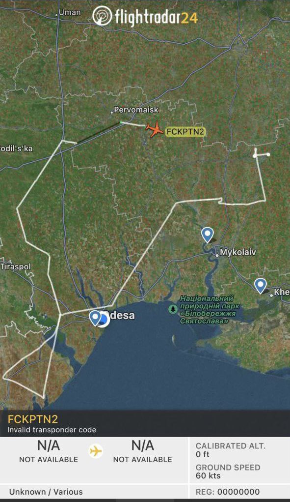 [Imagen: Fm_ceg2XwAAlL3G?format=jpg&name=medium]