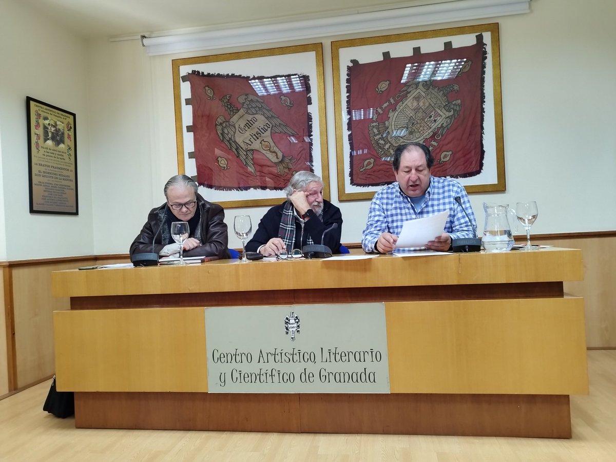 Esta mañana se celebra Asamblea de la <a href="/PeriodistasGR/">Asociación de Periodistas de Granada</a>.