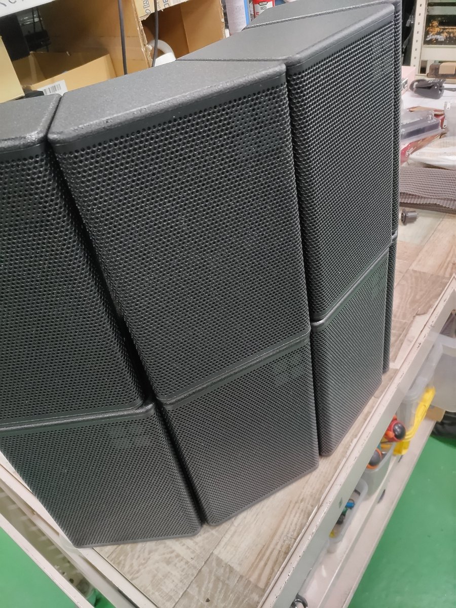 SunphonixOsaka's tweet photo. 新規機材追加のお知らせ
d&b xS-Series 5s Loudspeaker
軽量で扱いやすいサイズ感です
#db
#5s
#xSSeries
#Loudspeaker
#Sunphonix大阪
#サンフォニックス大阪 https://t.co/4cABjwaYCF