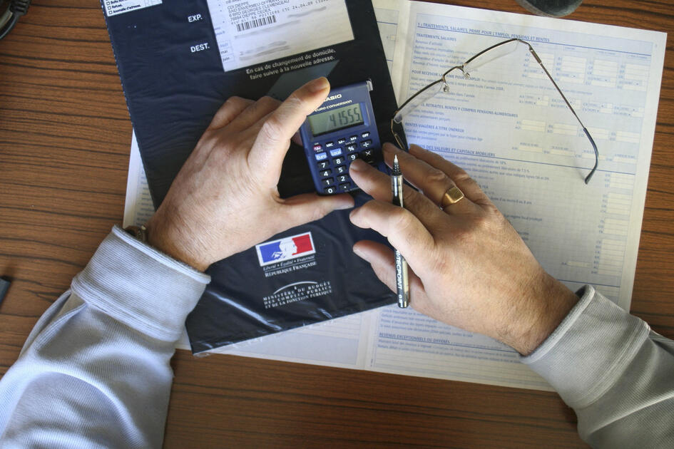 Une seule déclaration fiscale et sociale pour les agriculteurs dès 2023 dlvr.it/ShDG3w