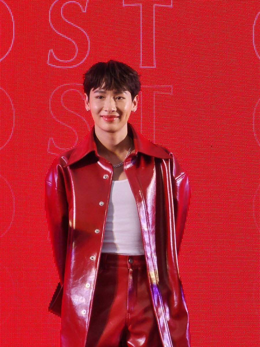 AcHiiOG's tweet photo. โดนสาปให้ตายแล้วตายอีก

#จูนผิวดีpH5
#กันอรรถพันธ์ผิวดีกว่าที่คิด
#GunAtthaphan https://t.co/I8p5H9A8Ot