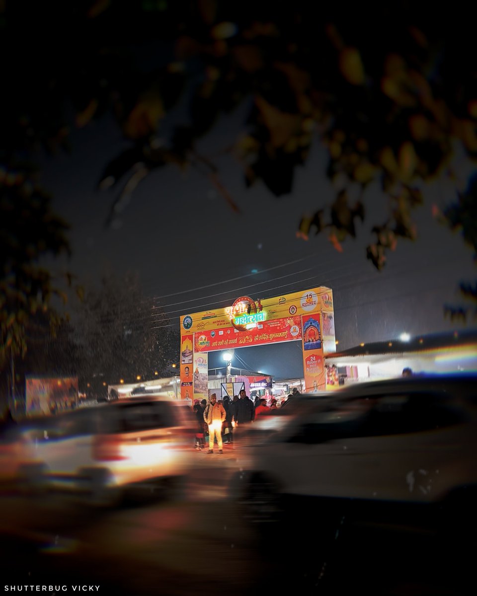 lostwithvicky's tweet photo. Phone Photography 
#nightphotography #night #photography #longexposure #photooftheday #streetphotography #nightlife  #travel #travelphotography #moon #canon #photographer #landscape #sky #picoftheday https://t.co/l9oazdg8fT