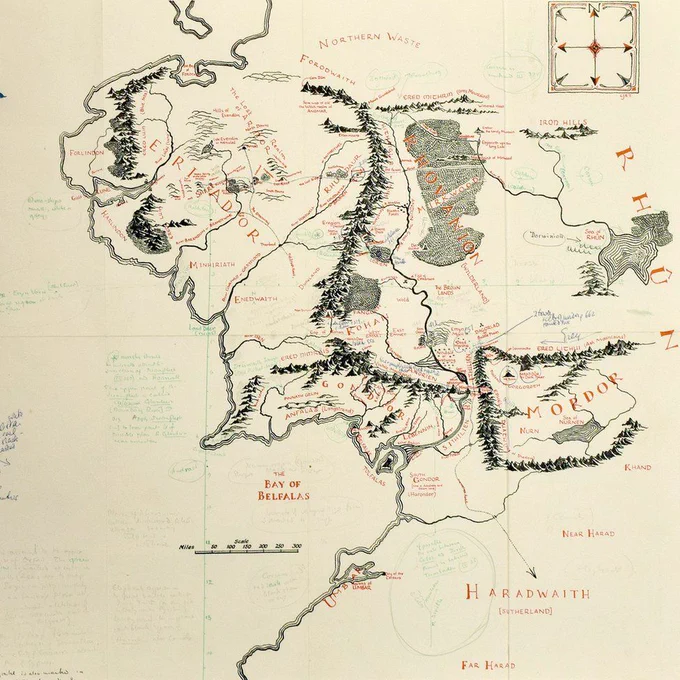 Y por último, el famoso mapa de la Tierra Media dibujado por Christopher Tolkien para su publicación en El Señor de los Anillos. 
