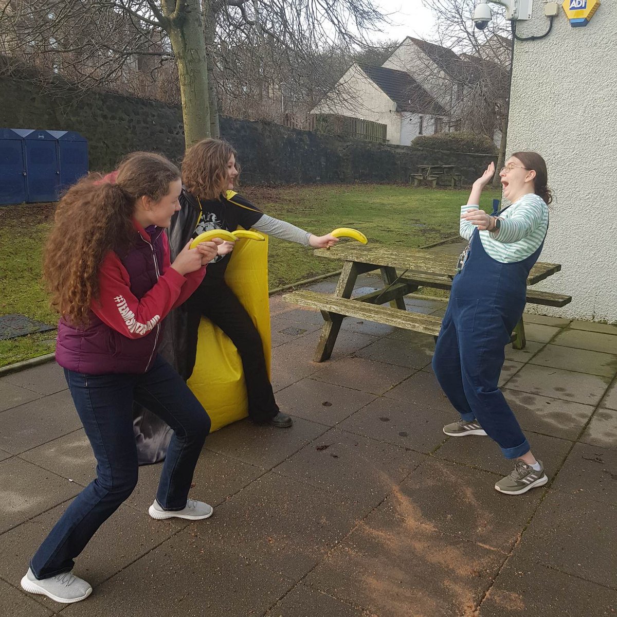 shmuORG's tweet photo. A casual day at shmu...
Fun fact: don't eat 400 bananas a day
Remember your 5 a day!
#bananasforlife #getyerpotassium
@cashbackforcommunities #youthmedia #youthworkmatters https://t.co/Bd7cgbD8zS