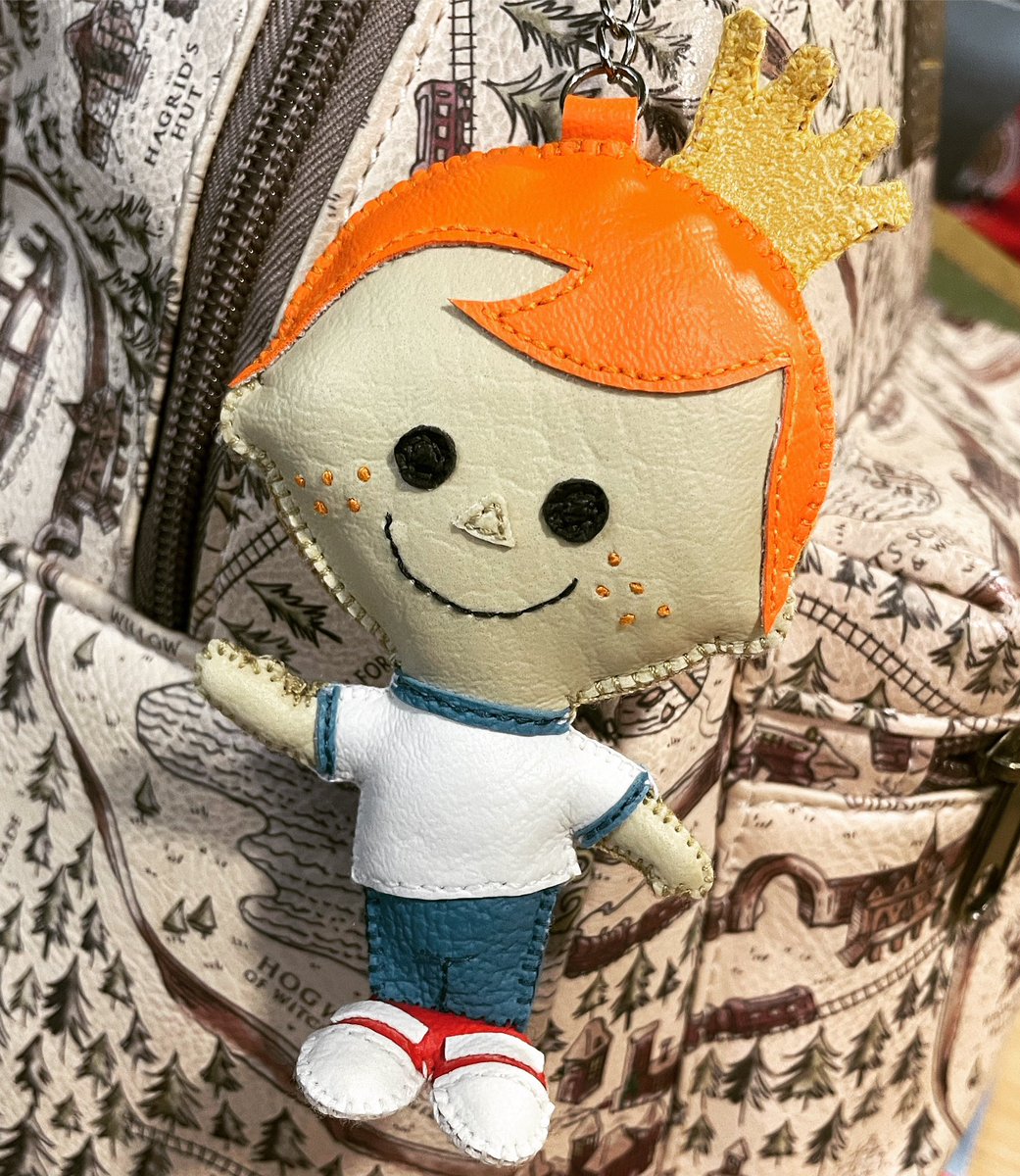 tin2gg's tweet photo. A friend gave me this awesome Freddy Funko keychain!!! This is definitely going with me everywhere β€οΈ #loungefly #funkofashionfriday #satoyday #funkofunaticph #fotw @OriginalFunko @Loungefly https://t.co/as3hqAsA6s