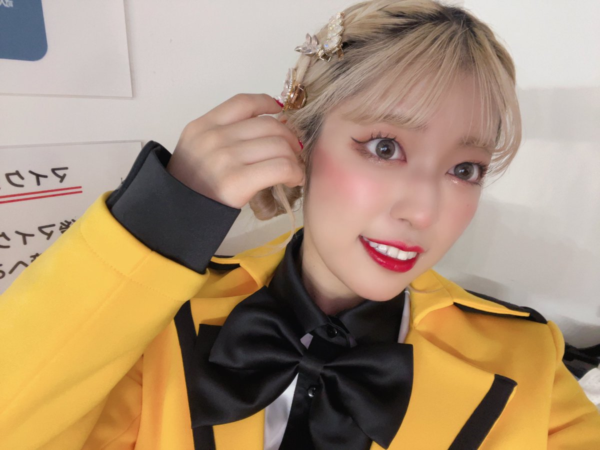 SHIHO_HAPPY_'s tweet photo. 昨日はエンタメ横丁でした🌍
韓国っぽい制服でチェキ撮れるよ!!!
シアターみたいに近くてとてもアットホームな場所だからぜひ会いにきてね!
2月は3,10,23日に出演💛
#エンタメ横丁
#Buzzworld https://t.co/ByfyUiiijF