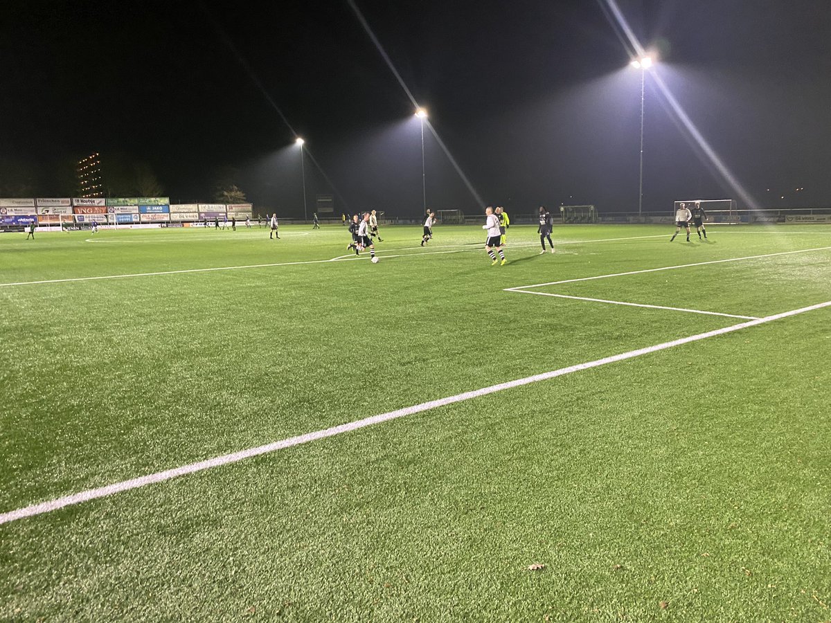 hvb8heerenveen's tweet image. Zeer geslaagde #7e editie van onze #Midwintercup 👍 alle #teams en #sponsors bedankt voor het meedoen en de #gezelligheid. Op naar #volgend jaar 💪💪 @vvHvB @hvb10heerenveen @GreensportN @HertzHeerenveen #Smitstaal #BarOase