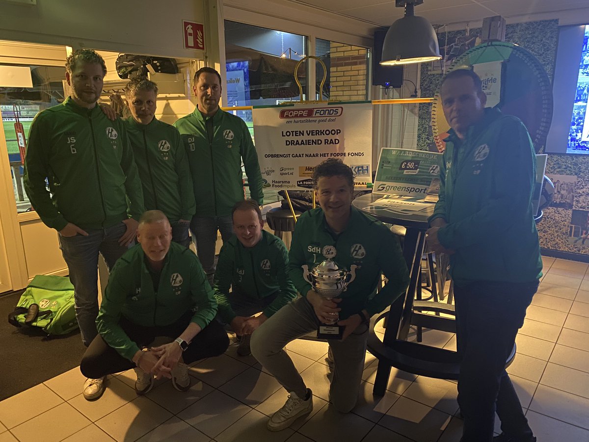 hvb8heerenveen's tweet image. Zeer geslaagde #7e editie van onze #Midwintercup 👍 alle #teams en #sponsors bedankt voor het meedoen en de #gezelligheid. Op naar #volgend jaar 💪💪 @vvHvB @hvb10heerenveen @GreensportN @HertzHeerenveen #Smitstaal #BarOase