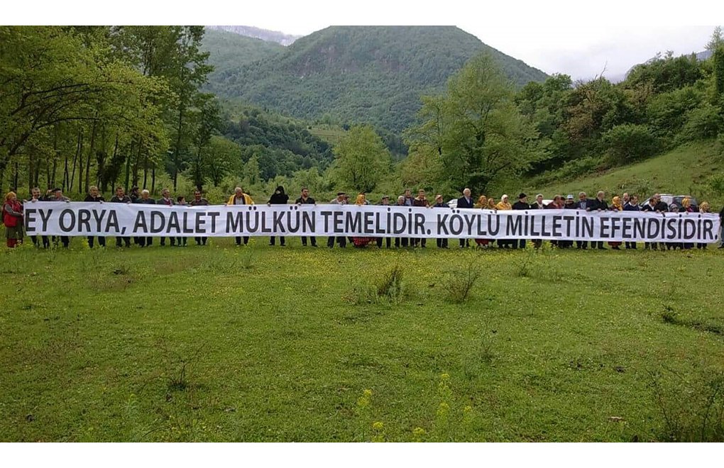 LocVadisi's tweet photo. 2009 yılında başlattığımız HES karşıtı mücadelede "Şirket malına zarar vermek, Çalışma hürriyetini engellemek, Hakaret, basit yaralama”gibi suçlamalarla 117 köylümüz için açılan dava zaman aşımı nedeniyle düştü.
Or-Ya eneji ne vadimize girebildi ne de mücadelemizi engelleyebildi https://t.co/n9vye3Onga