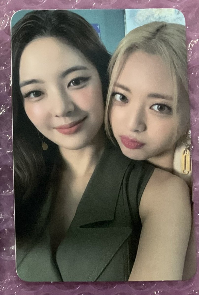 MimPayShopper's tweet photo. [หาแลก] CHECKMATE SPECIAL EDITION            

PHOTOCARD ยูนิต ลีอา ยูนา
เป็น ยูนิตที่มี รยูจิน ตามรูป 2 ใบไหนก็ได้

#ตลาดนัดITZY #ตลาดนัดMidzy https://t.co/tPfS9sjAyh