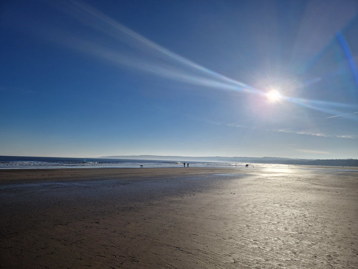 sazk79's tweet photo. Beautiful views in #Filey this morning. A perfect place for a 10k run. #Fitness #Wellbeing #Lucky https://t.co/eKf1wJMdgp