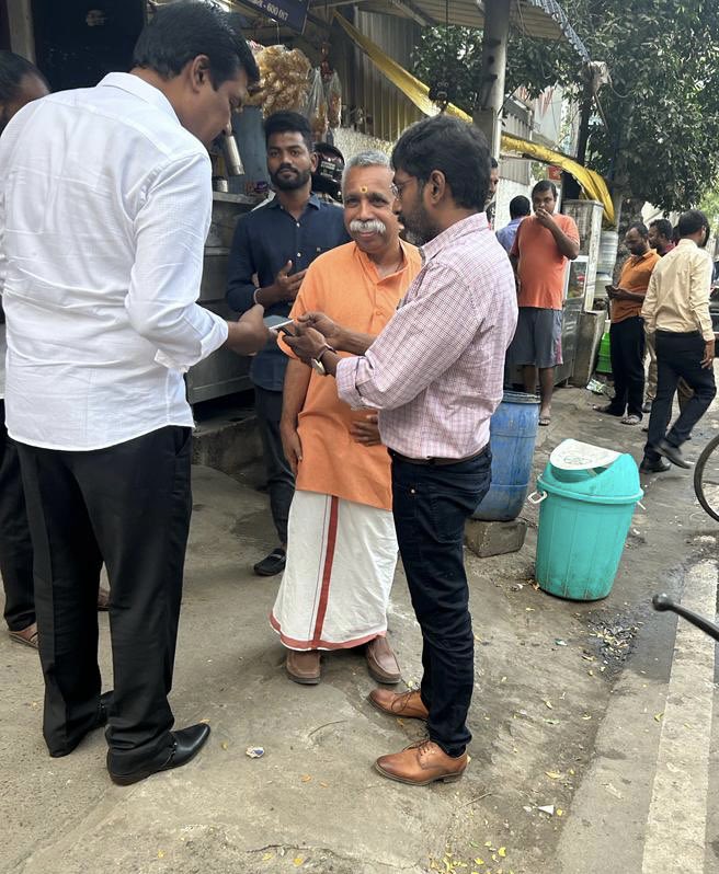 எனது நண்பர் திரு பால்கனகராஜ் மற்றும், தமிழக பாஜக அமைப்புச் செயலாளர் கேசவவிநாயகத்துடன்