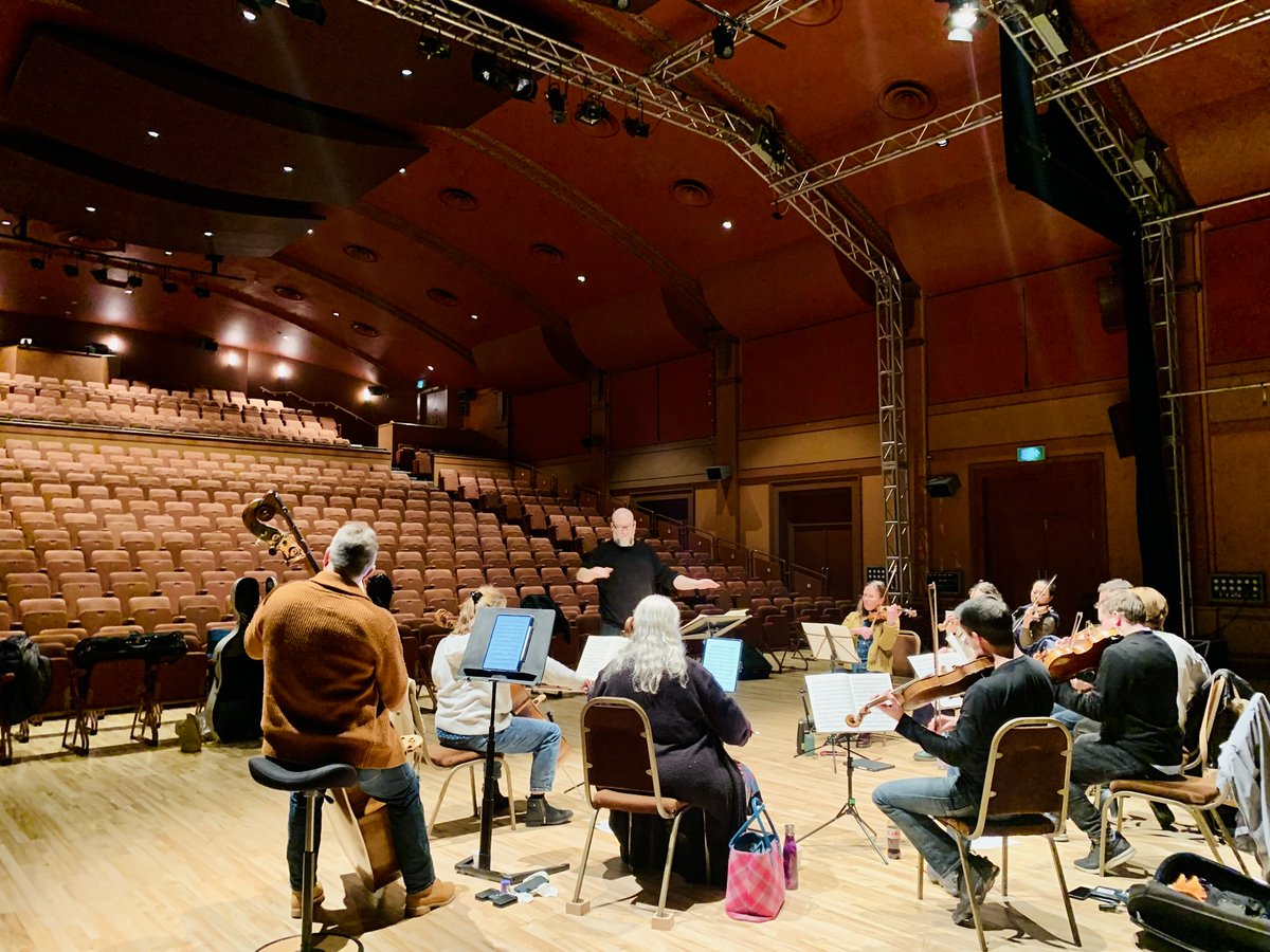 It's TODAY! Come &amp; join us at 7.30pm @MalvernTheatres for our first concert of 2023

Our musicians are sounding awesome - such beautiful string orchestra music🎶

Tickets are going quick! 
Get yours now - eso.co.uk/21jan23-malver…

See you there🤩

#WorcestershireHour #Malvern