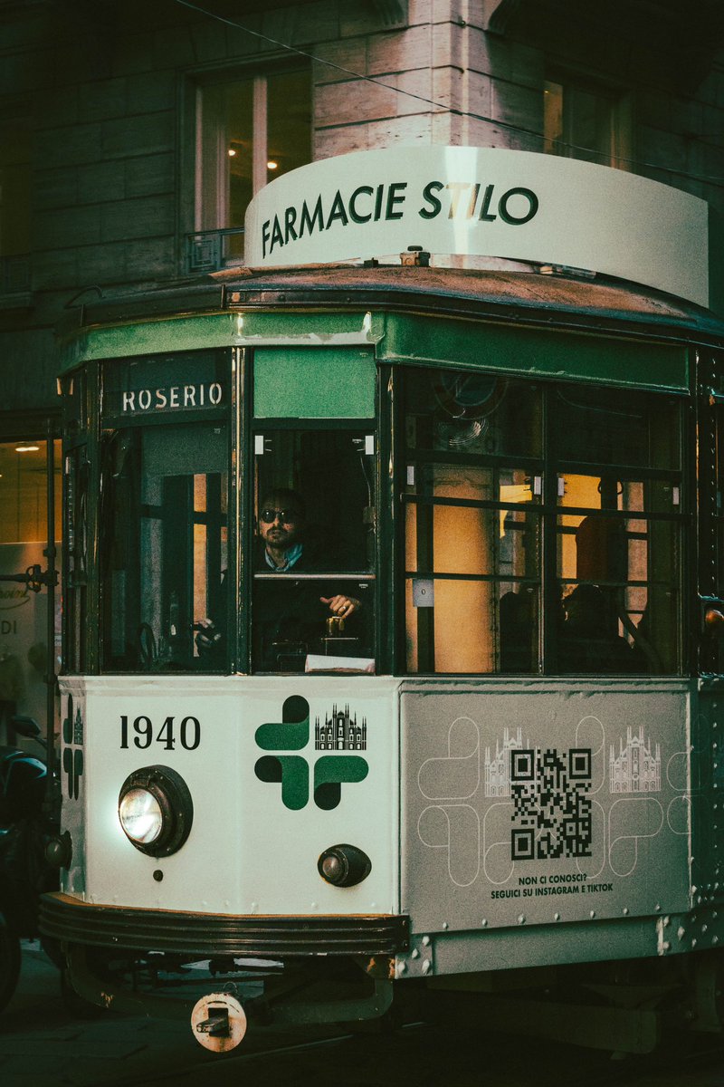 RefusScape's tweet photo. “Tramspotting” #2
#SonyAlpha #Milan #Milano #Tram #streetphotography #urbanphotography https://t.co/Nf4DkBMWnG