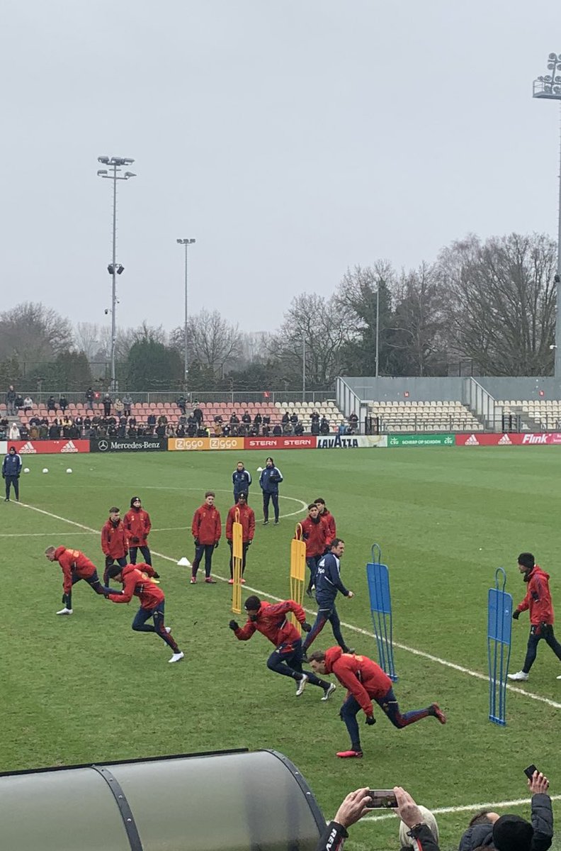 KarinKja's tweet photo. Training Ajax @AFCAjax @ajaxlife @AjaxFancare https://t.co/3ZBEMCtVpu