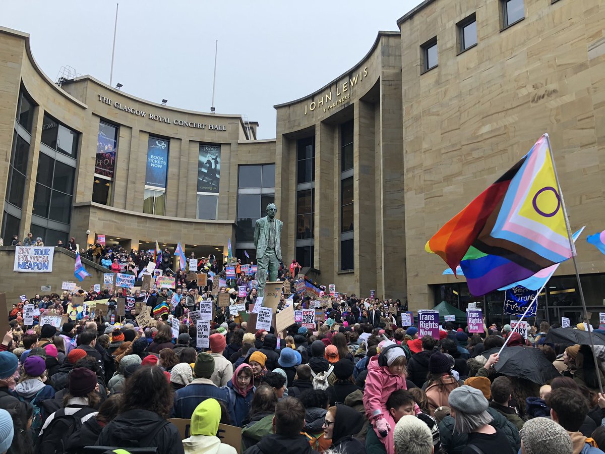 ECTScotland's tweet photo. The numbers say everything. People in Scotland support GRA Reform. 

As opposed to the few dozen attending protests against it - today in Glasgow thousands of people are here to stand in support of GRA reform and against Section 35

The UK government cannot block equality. https://t.co/1rKWFiCr9D