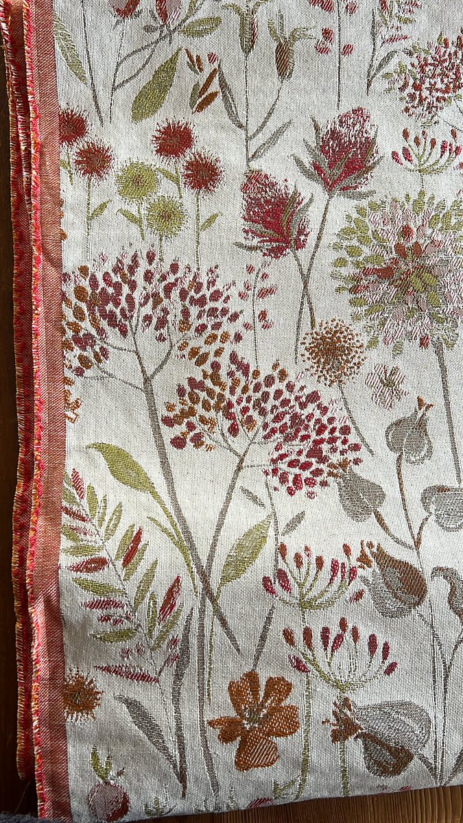 Looking for help please. Does anyone recognise this furnishing fabric as looking to match if possible? Thanks #fabric #furnishingfabric #seedheads #flowers #matching #identification