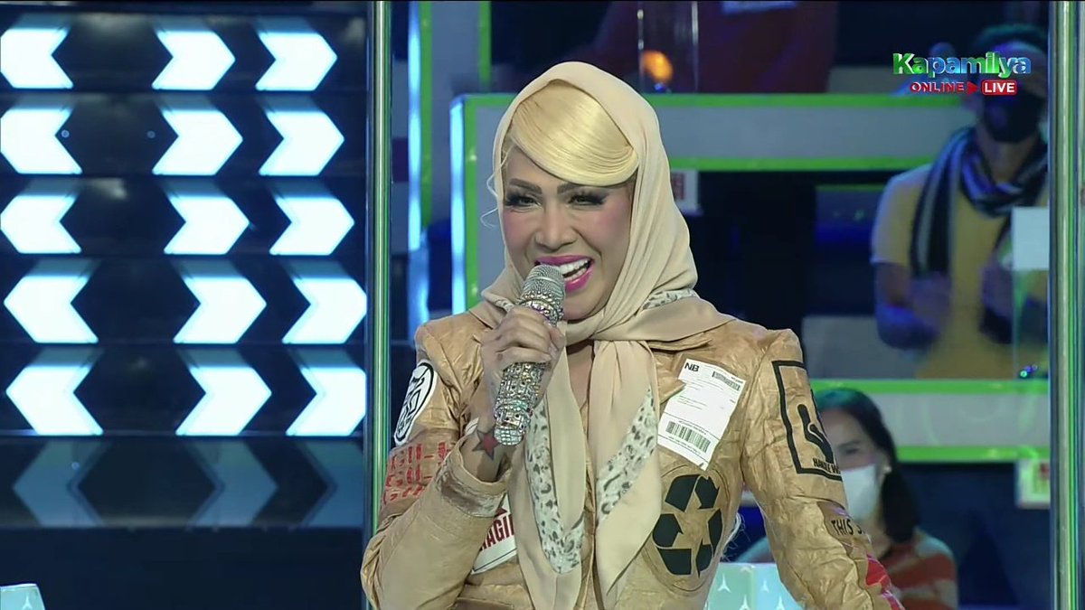 SuperFanNiVG's tweet photo. #ViceGanda
#EverybodySingOFW https://t.co/ua3klYZW3H