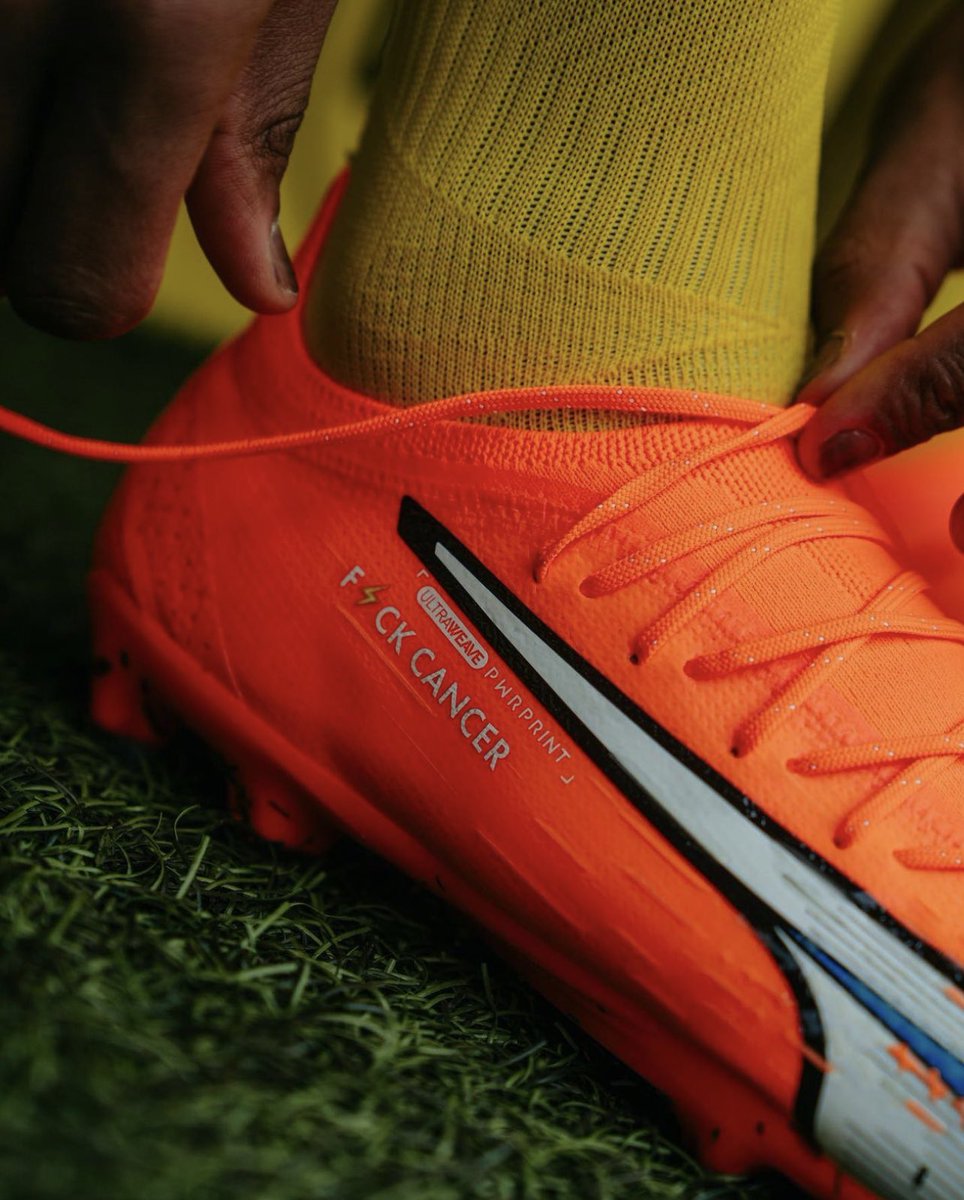 Sébastien Haller’s boots for tomorrow’s game are legendary…