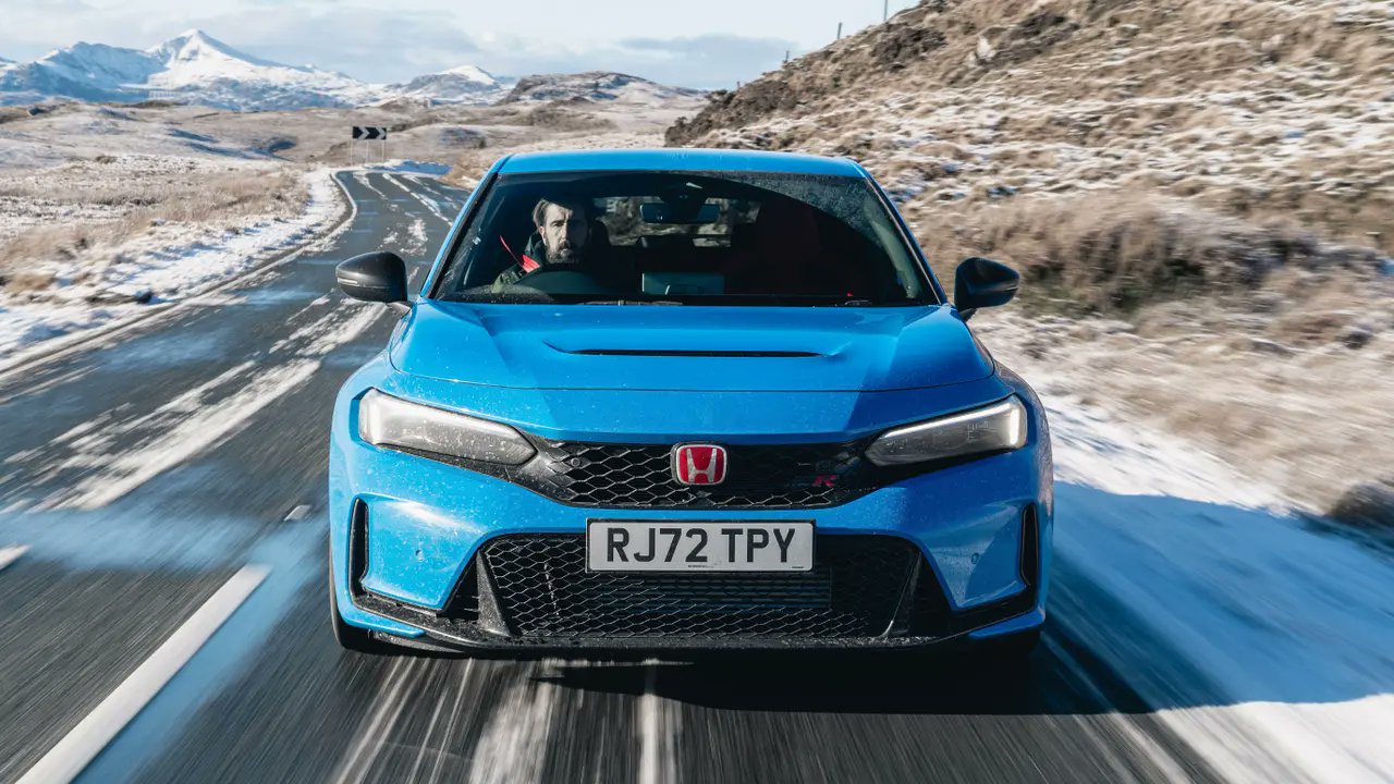 myg Sætte Mand Top Gear on Twitter: "Honda Civic Type R review: The Civic Type R can  function as your only car, yet is as thrilling as most bespoke sports cars.  Stunning to drive. Now