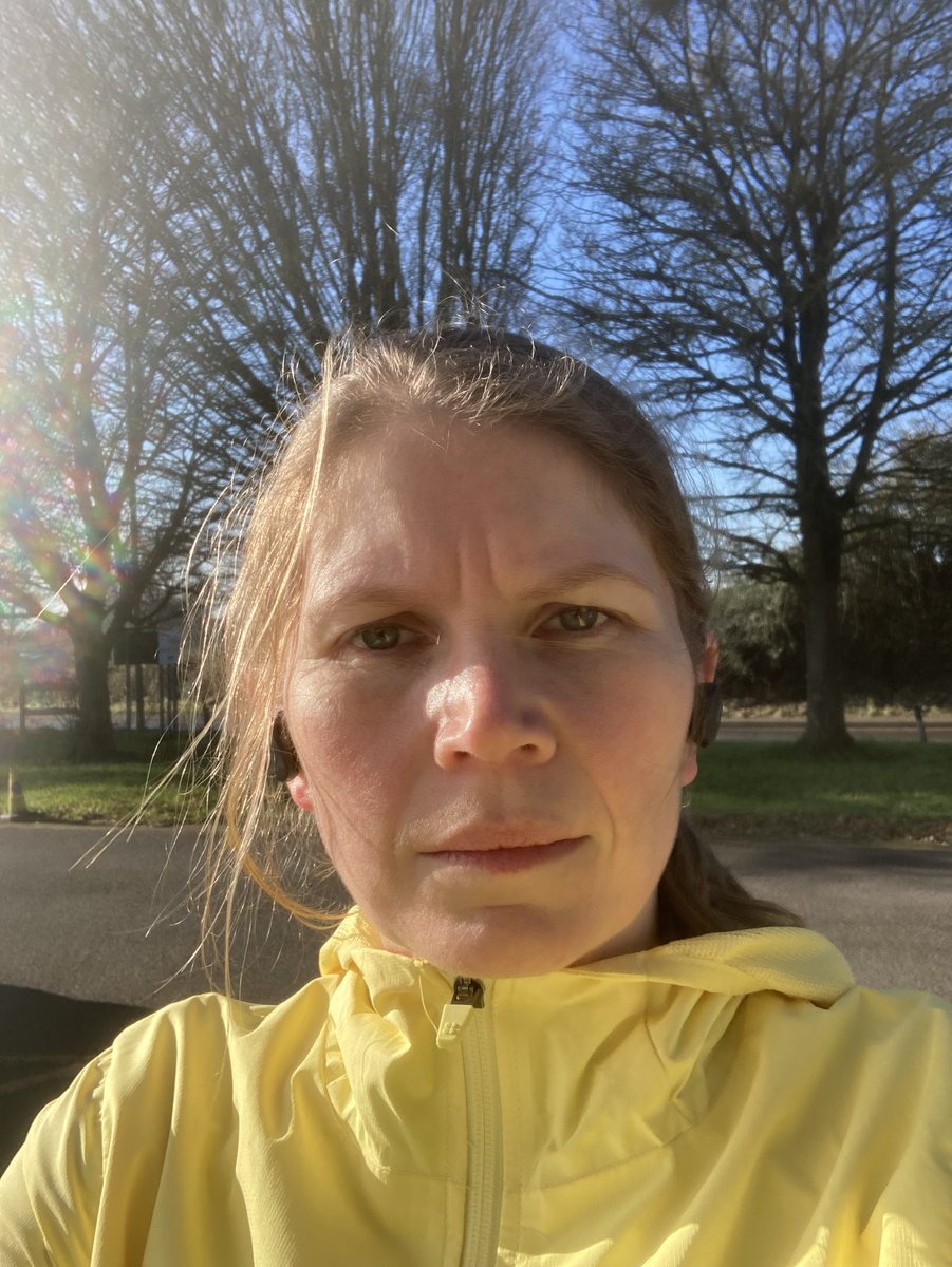 rvkirk's tweet photo. Did a #run dodging icy puddles in the sunshine. Lovely morning to be outside #Running #ItIsFreezing https://t.co/mOZrpY7tD2