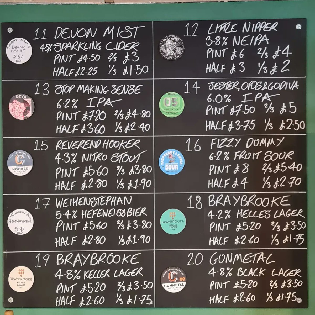 beerhouses's tweet photo. Looking for something to do tonight, then why not join us for some Voodoo Blues from Hubcap from 8pm tonight.

#beerboard #livemusic #voodooblue #blues #greatbeer #marketharborough https://t.co/GZO0EiaPoX