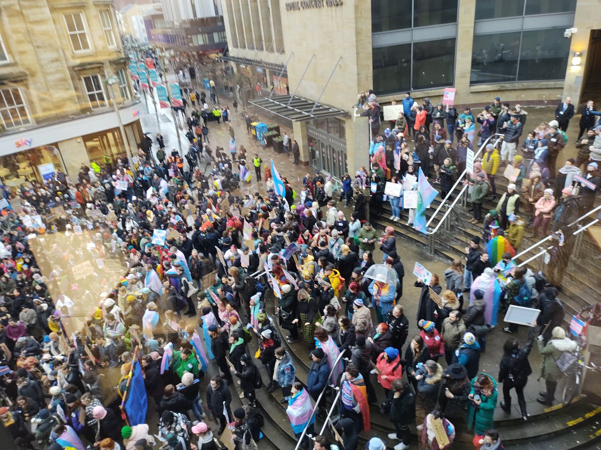 scattermoon's tweet photo. This isn't even the whole protest! There are *so so many* people here! It's incredible and the roar of the crowd can be heard throughout the entire city centre. https://t.co/3gJNCLH0wO