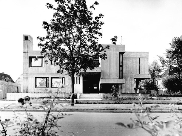 House and Office
Münster. 1956

House Steimann
Ahlen. 1965

Harald Deilmann
#100x100masterhouses