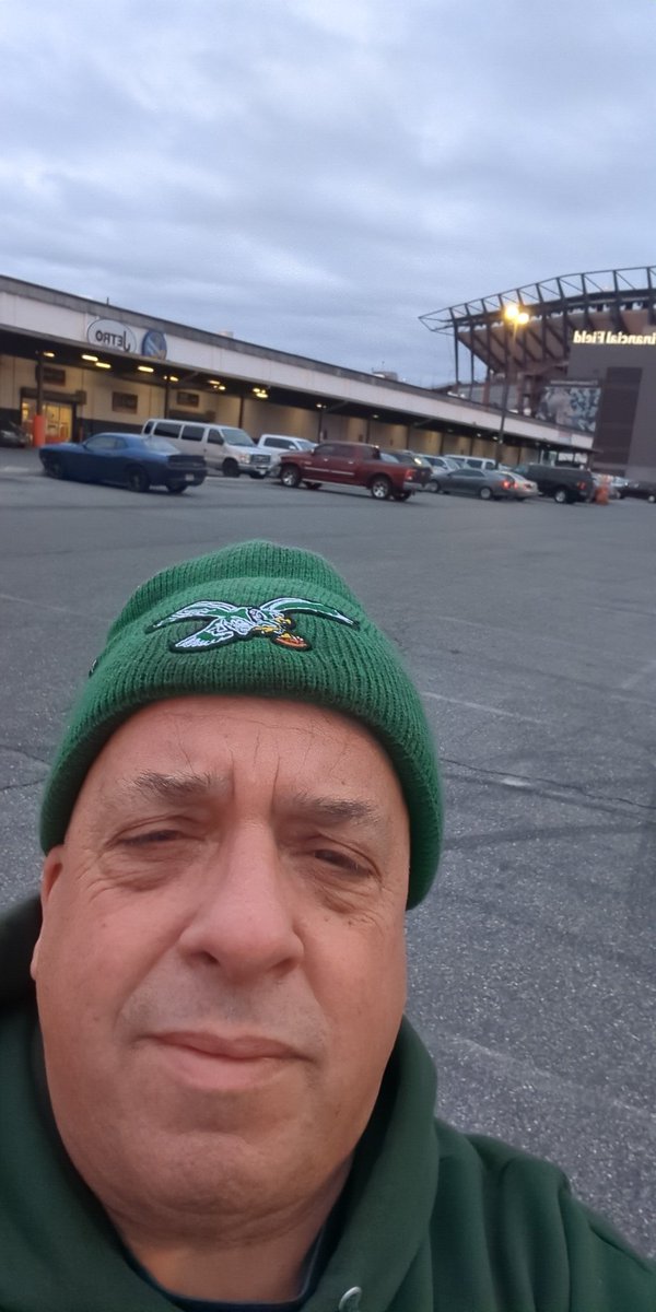 Where is everyone it's almost 730