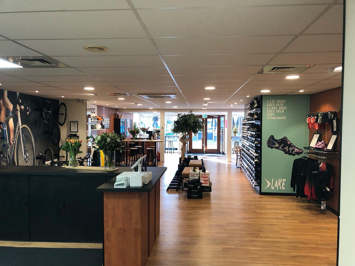 Nieuw wielercafé in Rheden: Bicycle Kings 🥳 wielercafes.nl/nieuws/bicycle… #cyclingcafe #wielercafe #rheden #posbank #wielrennen