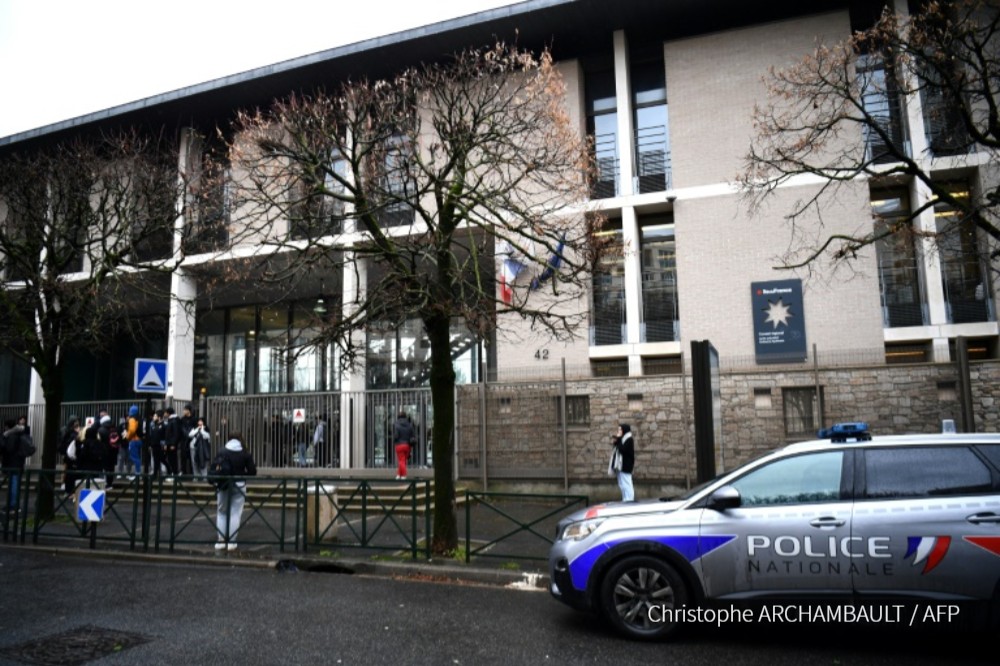 afpfr's tweet photo. De la boucle WhatsApp aux voyages, les tentatives pour enrayer les rixes mortelles

➡️ https://t.co/PnPn43tpH0 
✍️ @ELHAMaryam, @maligorne, @A_Lefebvrepetit &amp; @pierrick_yvon #AFP https://t.co/hIhNJe3frE