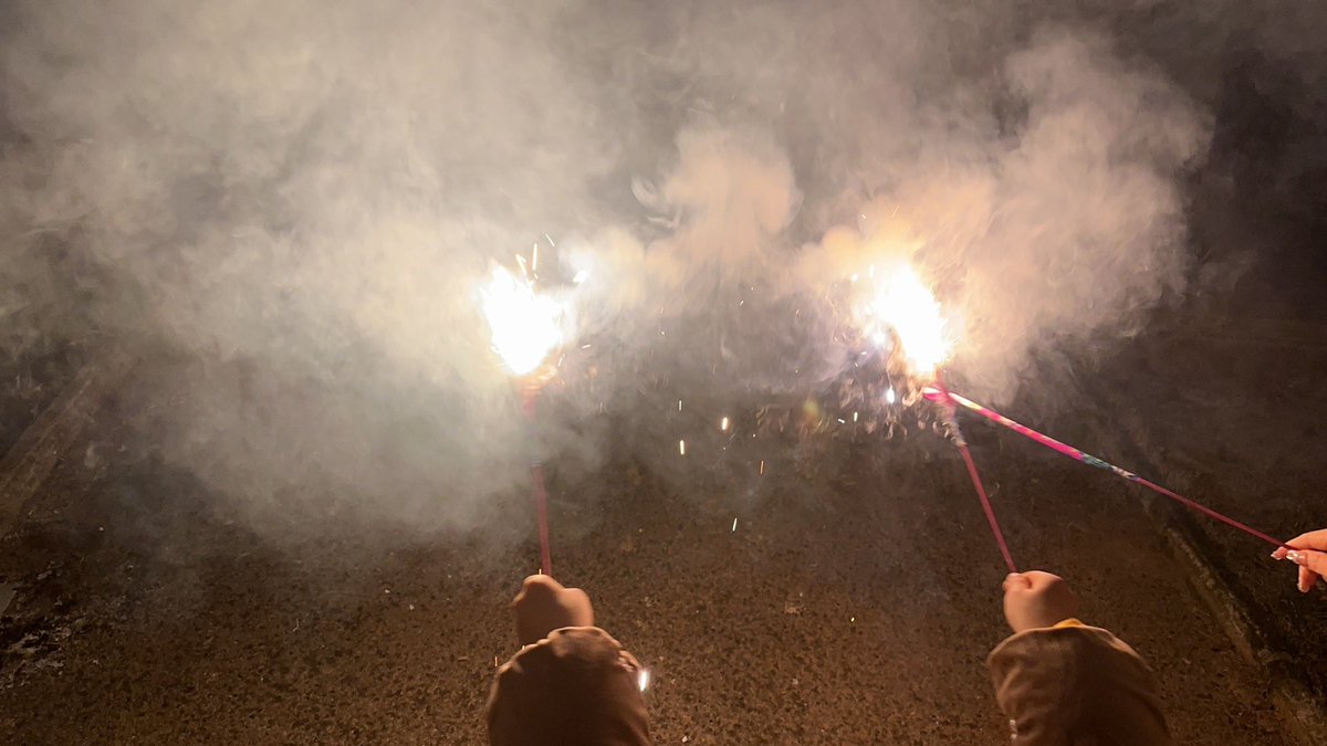 izinging's tweet photo. happy Chinese new yeah#Chinesenewyear https://t.co/i05ukfpKZE