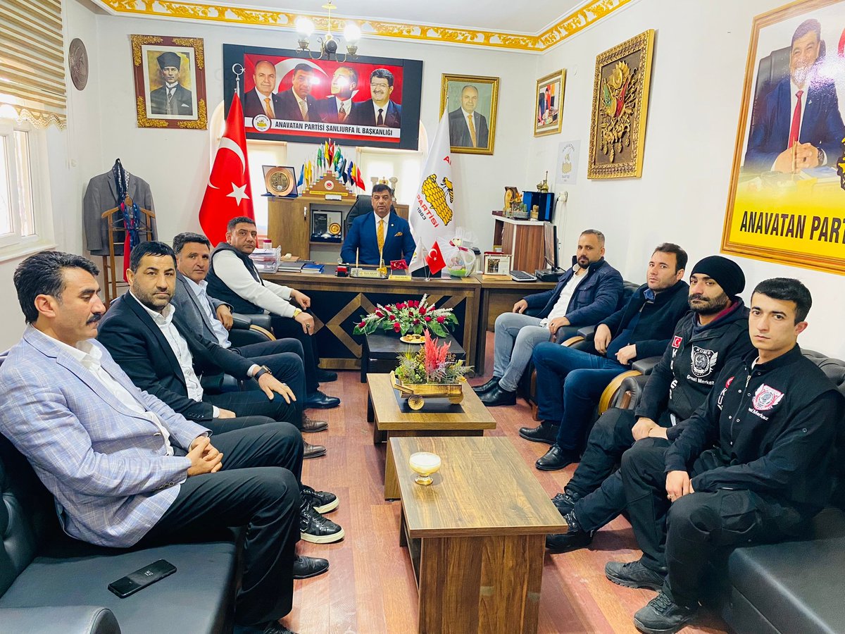 HalilAslan63_'s tweet image. Bugün Anavatan Partisi İl Binamıza gelen #KUMED Genel Başkanı Sn.Orhan KILIÇ ve beraberindeki heyet  ile Birlikte Bizleri Ziyaret ettiler. Yürüttükleri faaliyet ve Çalışmalarla ilgili İstişarelerde bulunduk.@kumed @icelebiresmi
@Anavatan_P1983
@23YANILMAZ @aysesula @erkankandemir