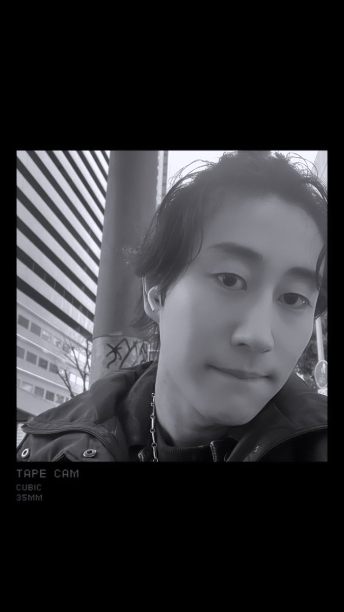 VELLE_fumiya's tweet photo. 武者修行85日目！！
今日はめちゃくちゃ止められた！！😂
けど歌いきれて良かった😌

今日は寒かったねぇぇぇ
皆んなありがと🫶🏻

#ベルエージェー #Overthe5000 https://t.co/RWgonNx8uZ