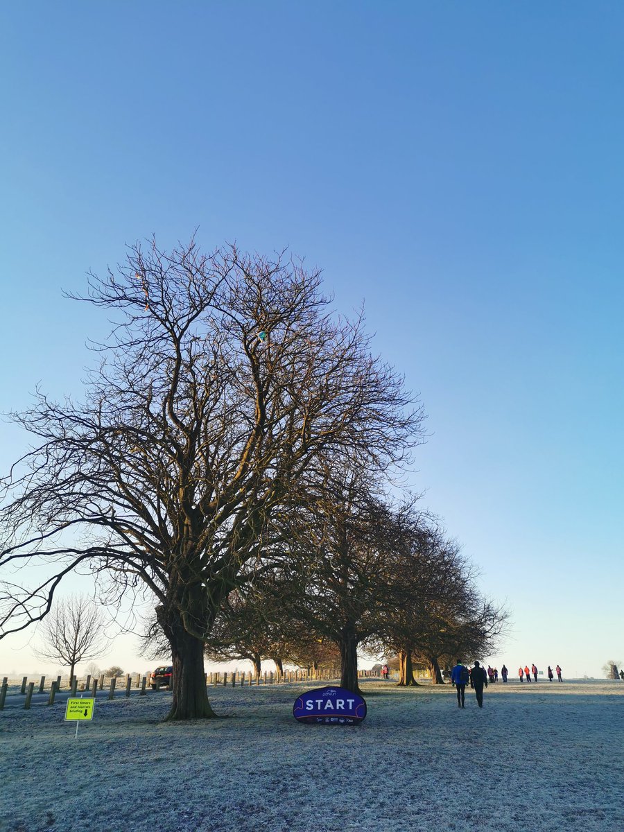 Neutronblonde99's tweet photo. @Beverleyparkrun @parkrunUK It was stunning today 😍 massive thanks to every volunteer for braving the cold so we could run! https://t.co/3qWiZJVQmX