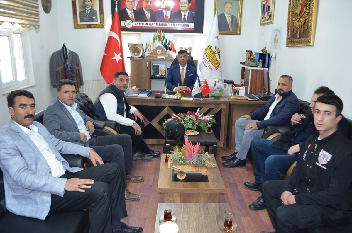 HalilAslan63_'s tweet image. Bugün Anavatan Partisi İl Binamıza Gelen Küresel Uyuşturucuyla mücadele Eğitim Derneği #KUMED Genel Başkanı Sn.Orhan KILIÇ ve beraberindeki heyet  ile Birlikte Bizleri Ziyaret ettiler. Yürüttükleri faaliyet ve Çalışmalarla ilgili İstişarelerde bulunduk. Bu Güzel Ziyaretler