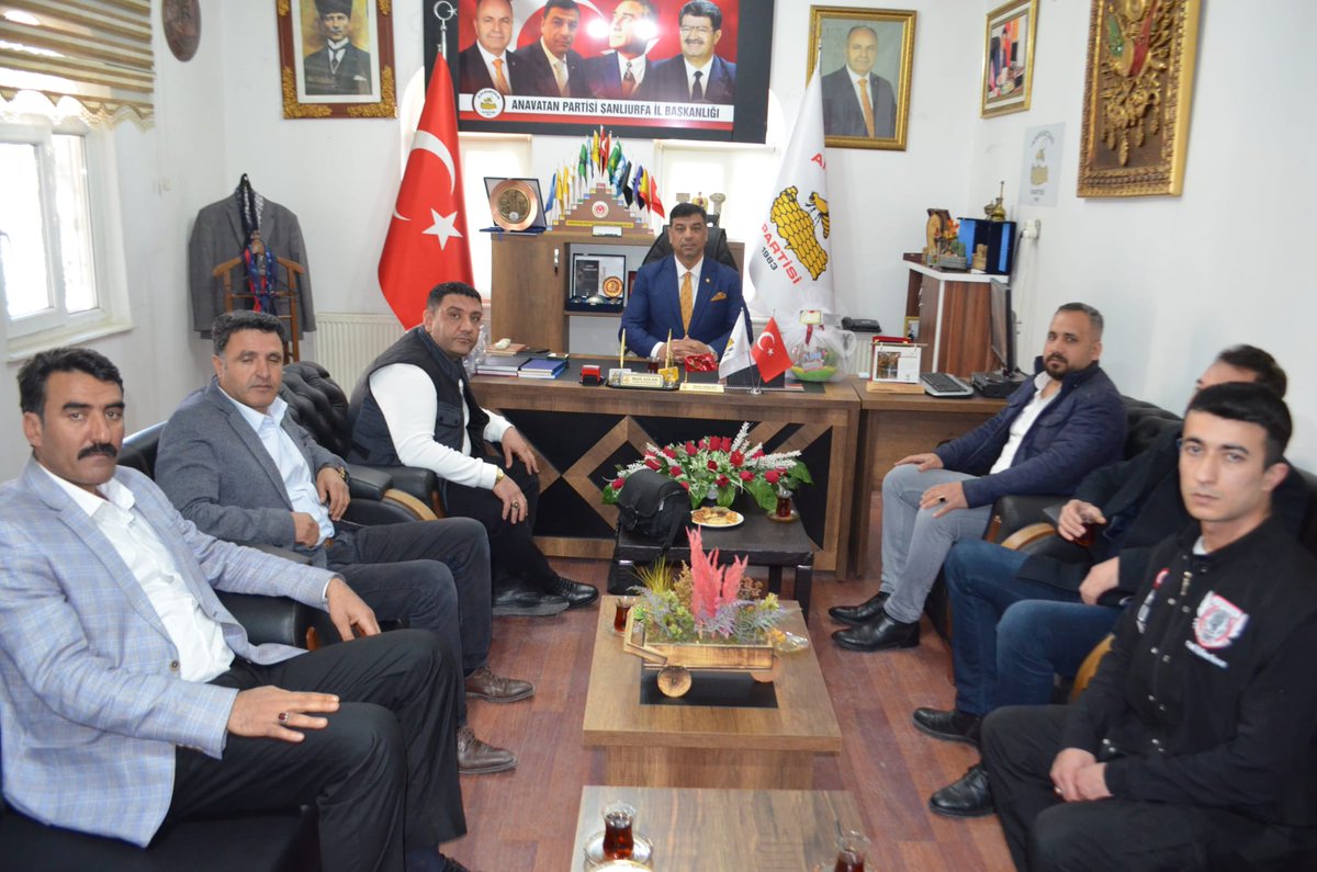 HalilAslan63_'s tweet image. Bugün Anavatan Partisi İl Binamıza Gelen Küresel Uyuşturucuyla mücadele Eğitim Derneği #KUMED Genel Başkanı Sn.Orhan KILIÇ ve beraberindeki heyet  ile Birlikte Bizleri Ziyaret ettiler. Yürüttükleri faaliyet ve Çalışmalarla ilgili İstişarelerde bulunduk. Bu Güzel Ziyaretler