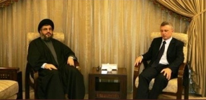 بدك تسمع يا حسن نصرالله أنت ما بتقرر ولا فيك تجيب رئيس للجمهورية دمية وذمي ببعبدا يمشي تحت إيدك وينفذ أوامرك،هيدي خلصت بدك تفهم إنه من وراء غبائك وعمالتك دمرت لبنان ونحن للآخر ضدك لنرّجع لبناننا
 لأنه لبناننا حَيّ 🇱🇧
و إمارتك ماتت وسندفنها
#لإنتخاب_رئيس_إنقاذ 
#حزب_الله_إرهابي