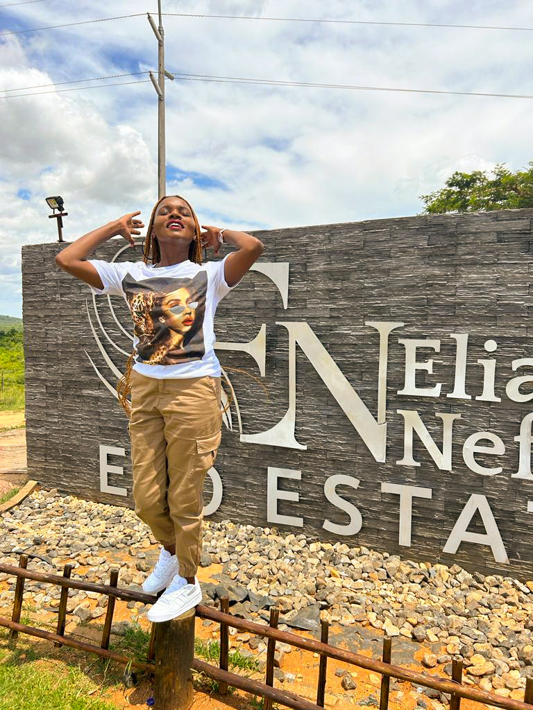 nomsachingowe's tweet photo. Today we are here @eliasnefaleeco .... What a beauty 😍😍😍 https://t.co/DbRxV85jDE