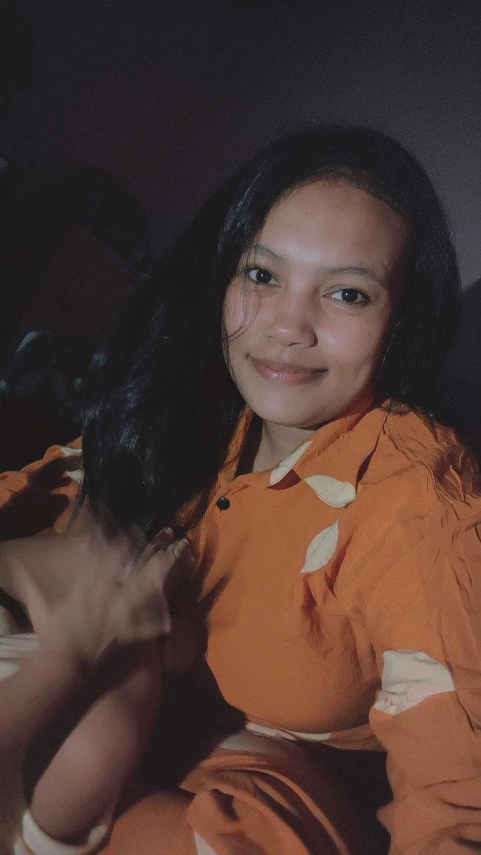 Debby_Serang's tweet photo. pap dυlυ ygy 🐣 https://t.co/yk4WFW7aDb